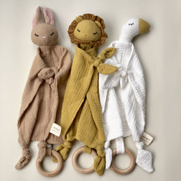 Cheengoo - Organic Snuggle Lovey Blanket - Lion