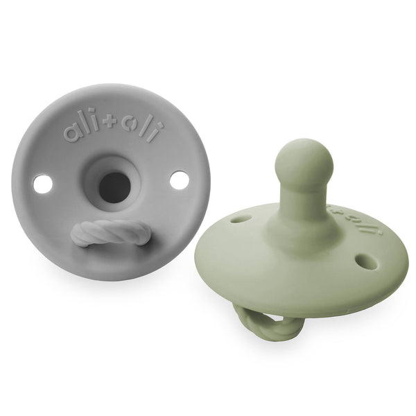 Ali+Oli - Pacifier Set Round (Grey & Sage)