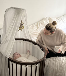 Stokke - Sleepi™ Mini Crib with Mattress, Drape rod & Sheet