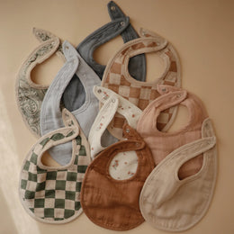 Mushie - Organic Cotton Muslin Bib  2-Pack