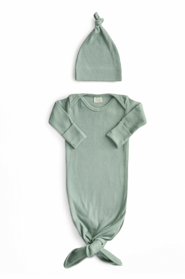 Mushie - Ribbed Knotted Baby Gown + Beanie Set